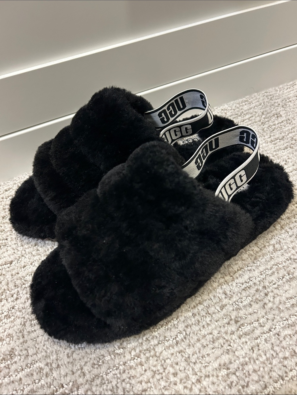 UGG Women's Fluff Yeah Slide Slippers